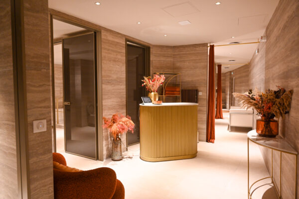 Réservation Mikvé Spa Prénuptial Kala avec le Salon Bibilothèque